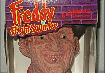 A Nightmare on Elm Street Freddy Fright Squirter EnterTech Krueger toy water blaster